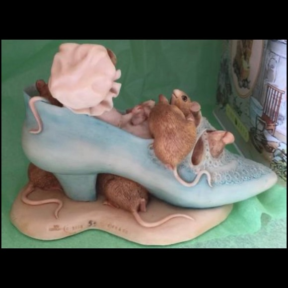 “Old Women who lived in a shoe” Border Fine Arts from Scotland Beatrix Potter - Picture 2 of 7